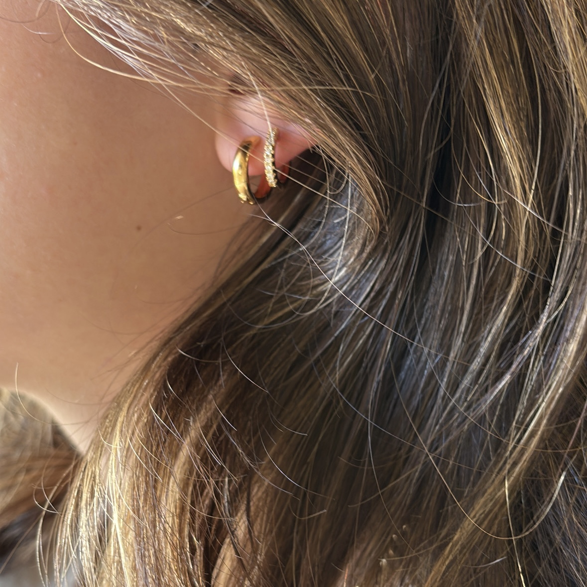 Classic Clip Hoops - Image 5