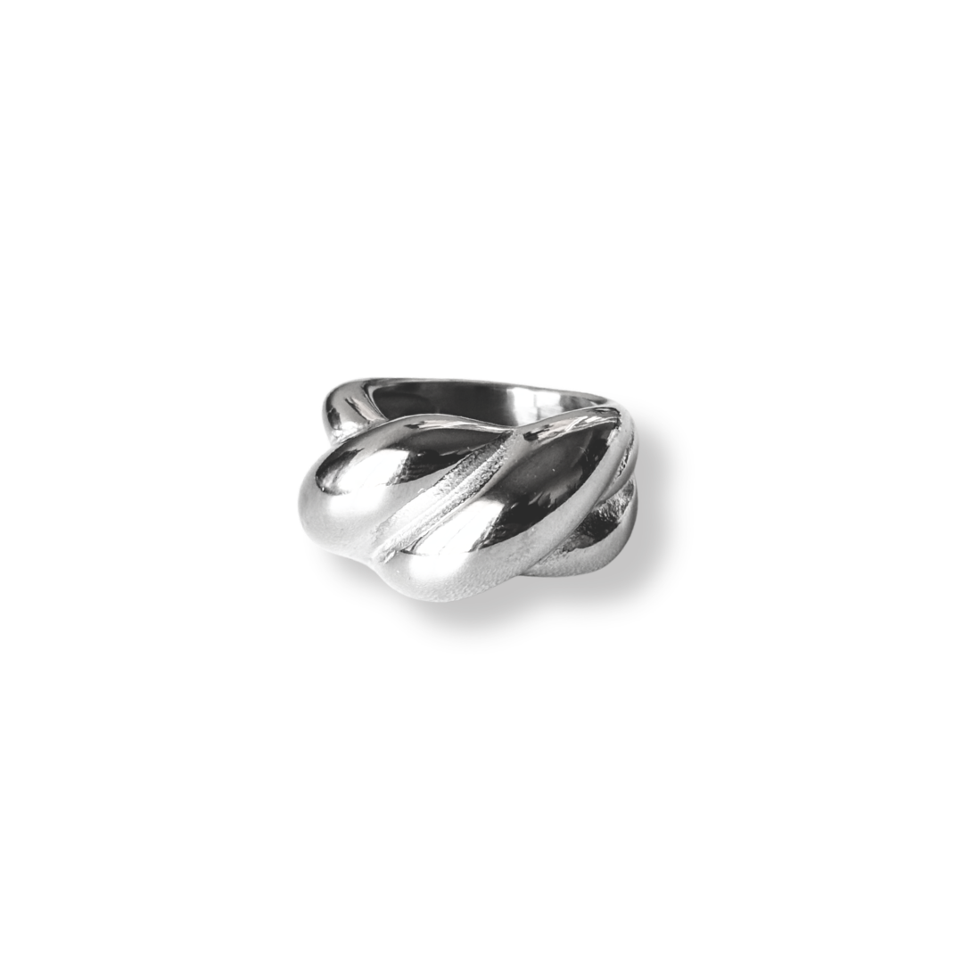 HUG ring