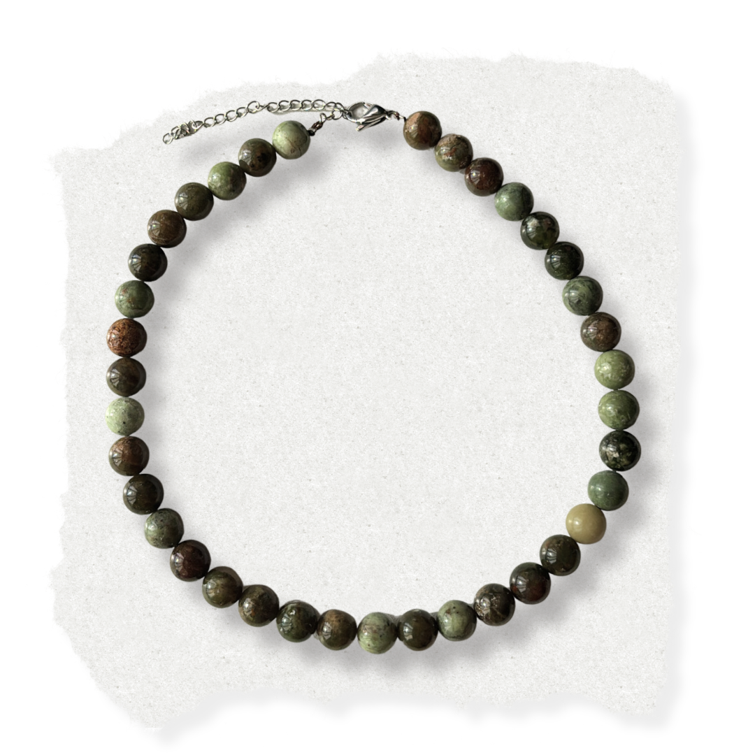 MOSS bead necklace